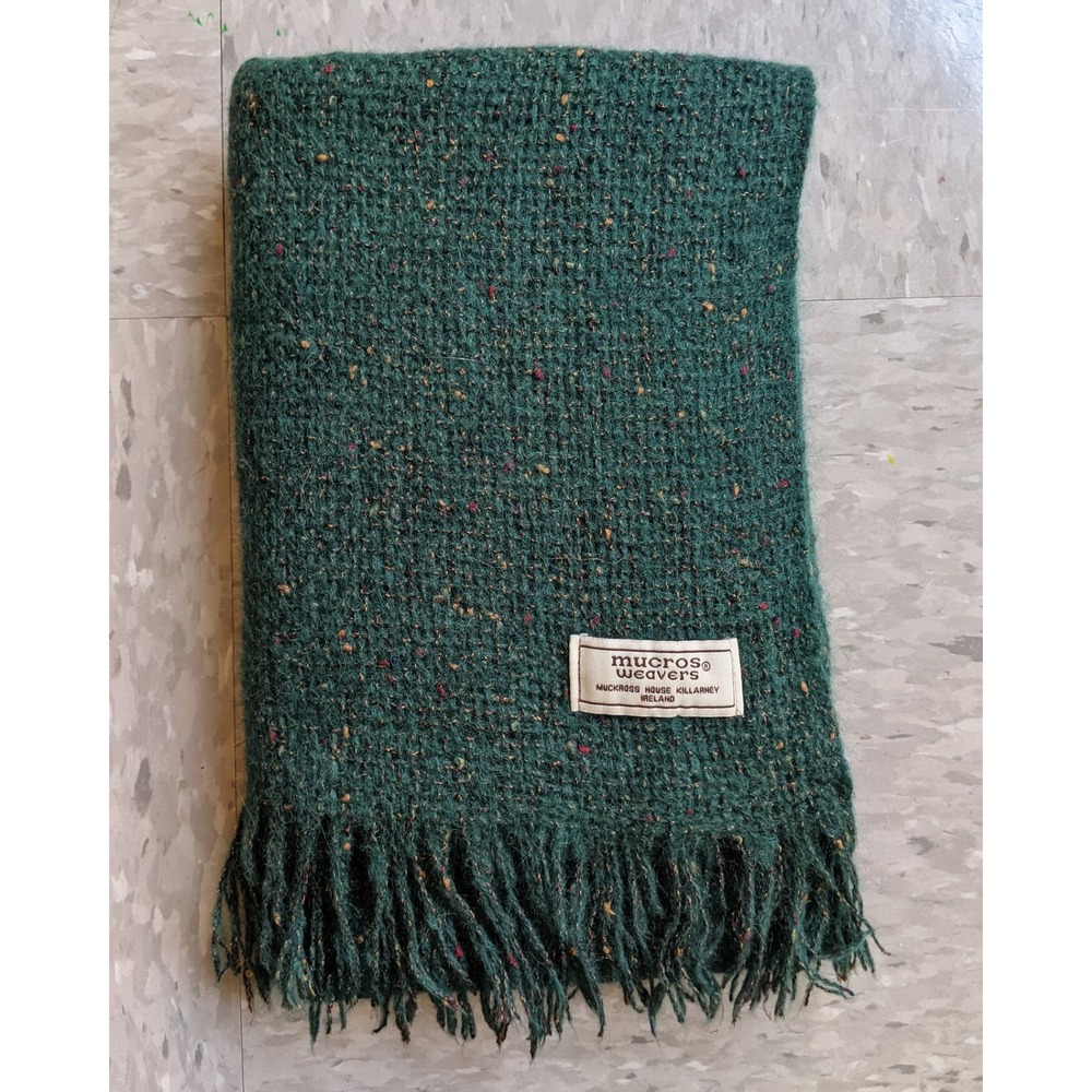Mucros Weavers Ireland Scarf Green Donegal Tweed Wool Blend Fringed Killarney